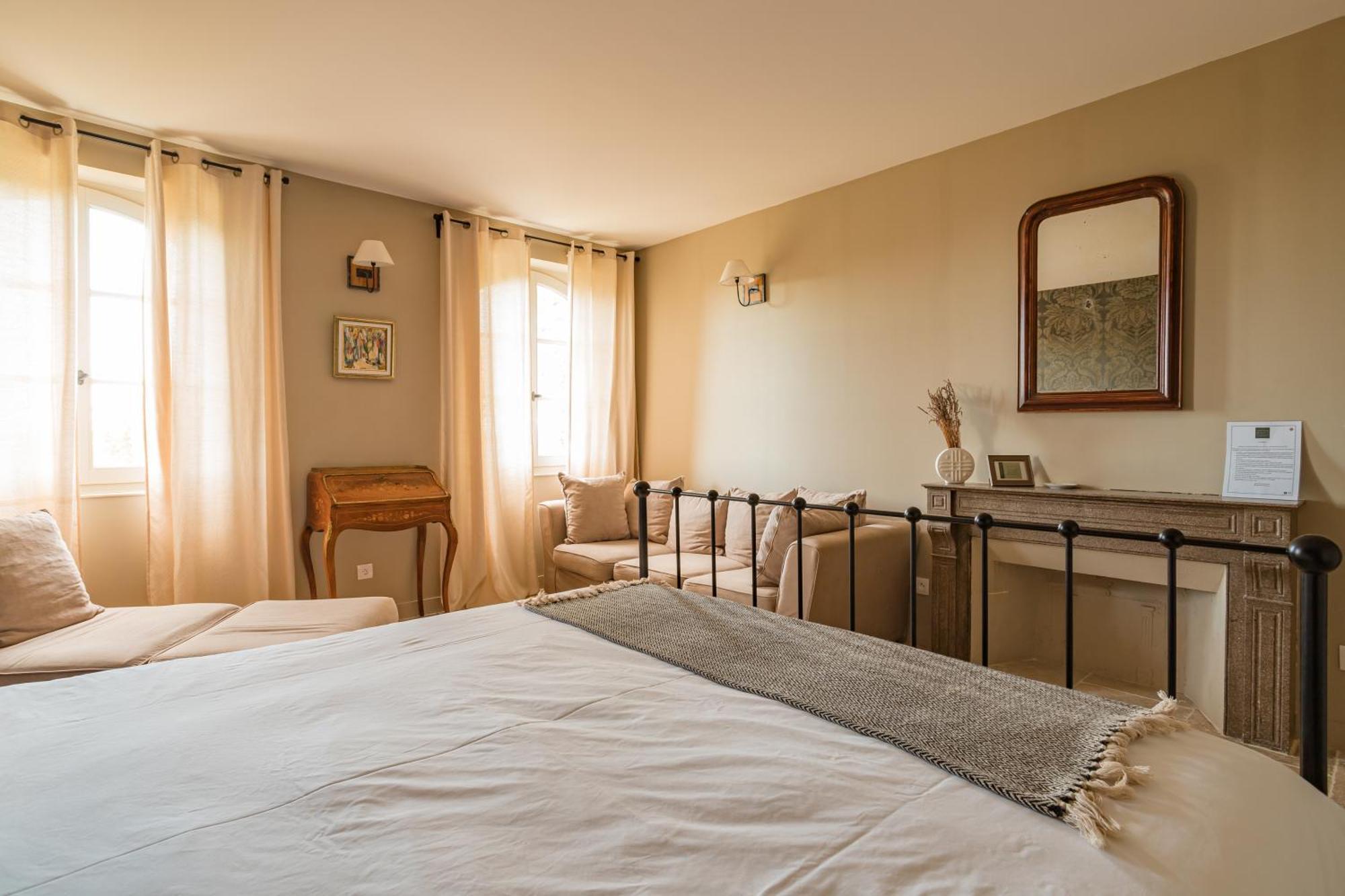 Château MontPlaisir charming b&b in Provence Valréas Extérieur photo