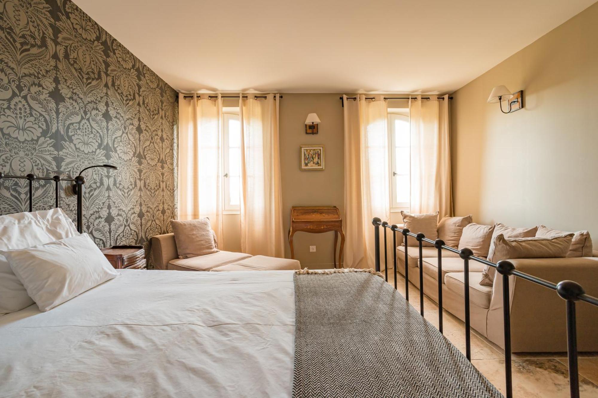 Château MontPlaisir charming b&b in Provence Valréas Extérieur photo